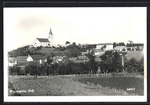 AK Weitersfeld /N. Ö., Teilansicht mit Kirche