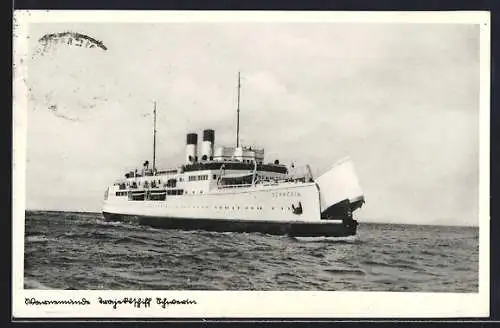 AK Trajektschiff Schwerin auf dem Meer bei Warnemünde