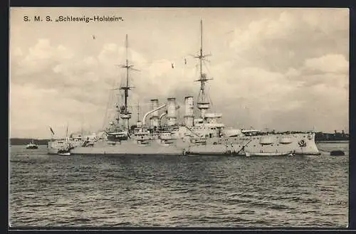 AK Kriegsschiff SMS Schleswig-Holstein nahe der Küste