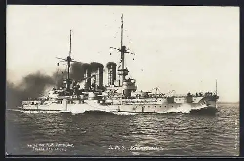 AK Kriegsschiff SMS Braunschweig mit rauchenden Schloten