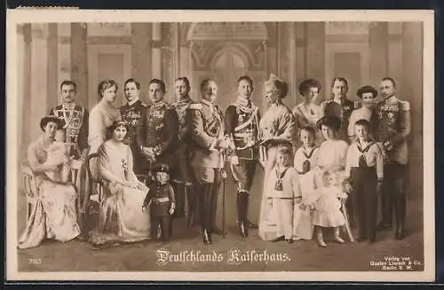 Foto-AK Kaiser Wilhelm und Familie, Deutschlands Kaiserhaus