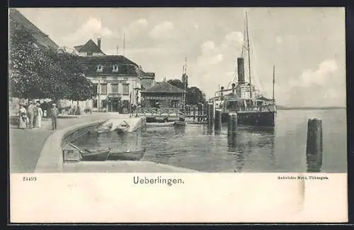 AK Ueberlingen / Bodensee, Uferpartie mit Dampfer