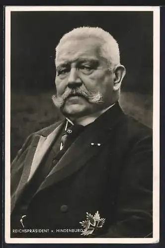 AK Portrait von Reichspräsident Paul von Hindenburg