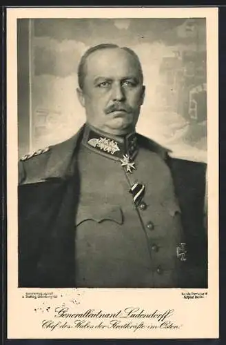 AK Erich Ludendorff, Portrait in Uniform mit Mantel