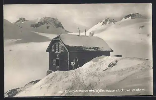 AK Rotondohütte, Ansicht mit Wyttenwasserstock und Leckihorn