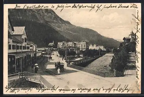 AK St. Moritz-Bad, Strassenpartie mit Brücke über den Fluss