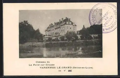 AK Varennes-le-Grand, Château de La Ferte-sur-Grosne et son reflet dans l`eau