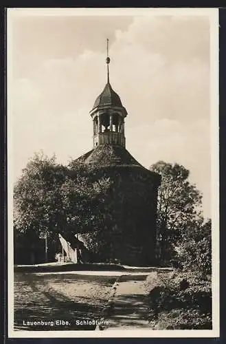 AK Lauenburg /Elbe, Schlossturm im Sonnenschein