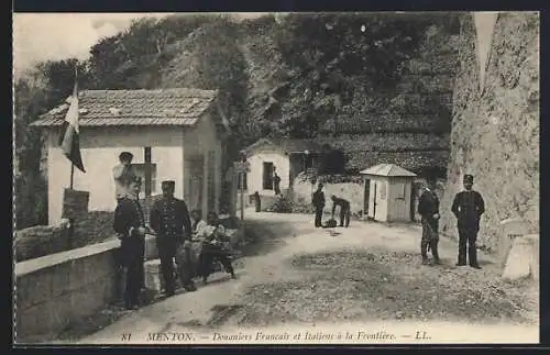 AK Menton, Douaniers Francais et Italiens a la Frontiere, Grenze