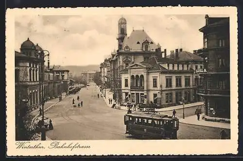 AK Winterthur, Strassenbahn und Restaurant Actienbrauerei Zürich in der Bahnhofstrasse