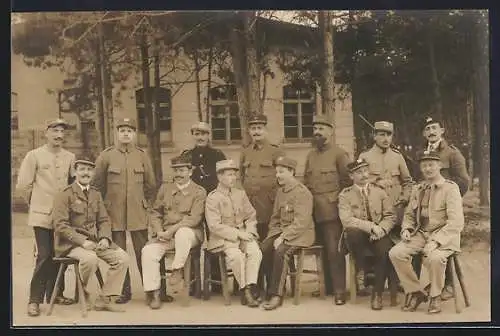 Foto-AK Königsbrück, Gruppenbild französischer Kriegsgefangener