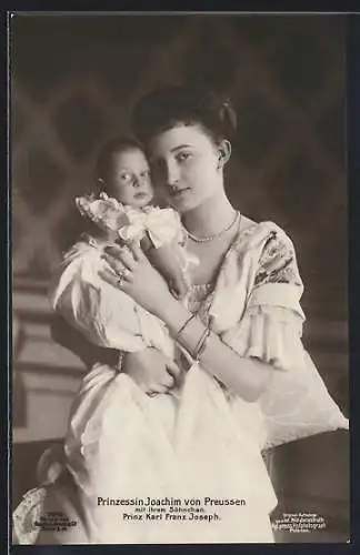 AK Prinzessin Marie Auguste von Preussen mit ihrem Sohn Prinz Karl Franz Joseph