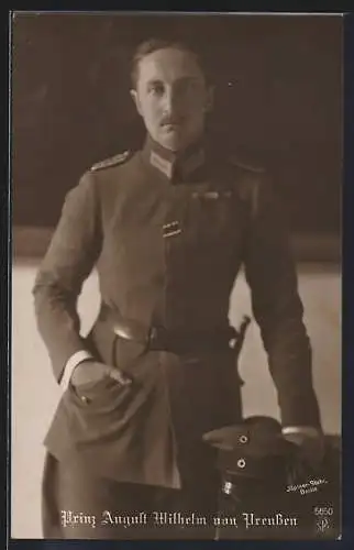 AK Prinz August Wilhelm von Preussen in Uniform