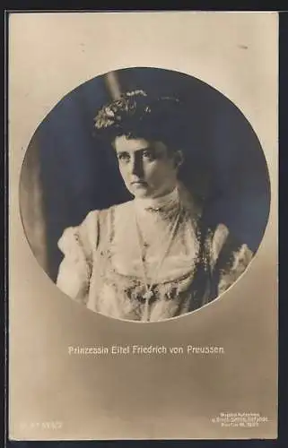 AK Prinzessin Eitel Friedrich von Preussen in einem weissen Kleid