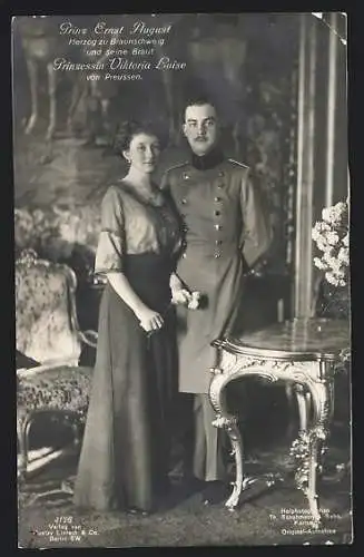 AK Herzog Ernst August von Braunschweig mit seiner Braut Prinzessin Viktoria Luise von Preussen