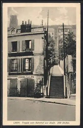 AK Laon, Treppe vom Bahnhof