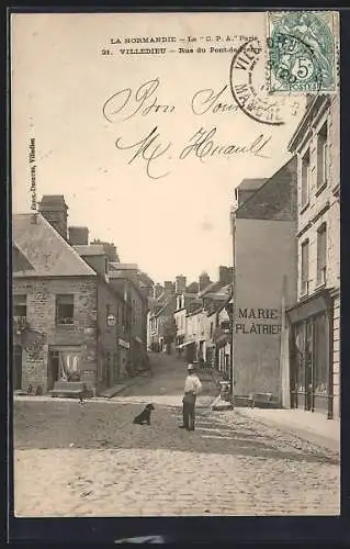 AK Villedieu, Rue du Pont-de-Pierre