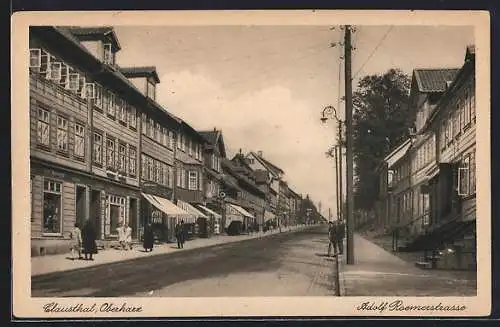 AK Clausthal /Oberharz, Passanten in der Adolf-Roemerstrasse