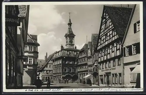 AK Aalen, Strasse am Marktplatz mit Gasthaus zum Schwanen und früherem Rathaus