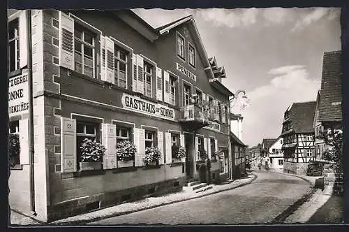 AK Loffenau /Schwarzwald, Gasthaus-Pension u. Metzgerei zur Sonne Emil Fieg mit Strasse