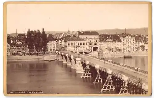 Fotografie A. Varady & Cie, Basel, Ansicht Basel-Kleinbasel, Brücke und Gebäude am Rheinufer