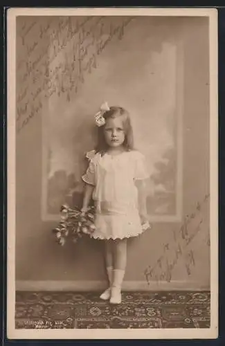 AK Prinzessin Sophie von Sachsen-Weimar-Eisenach mit grosser Haarschleife