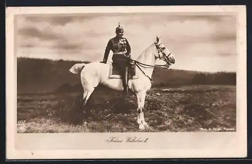 AK Kaiser Wilhelm II. in Uniform auf seinem Pferd