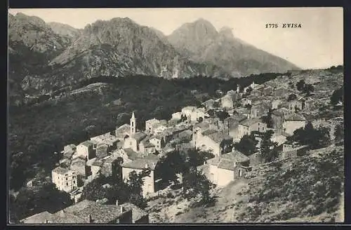 AK Evisa, vue du village avec montagnes en arrière-plan