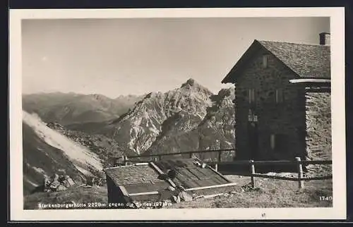 AK Starkenburgerhütte, Berghütte gegen die Serles