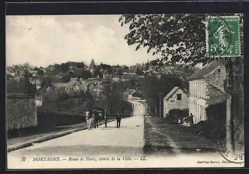 AK Mortagne, Route de Paris, entrée de la Ville