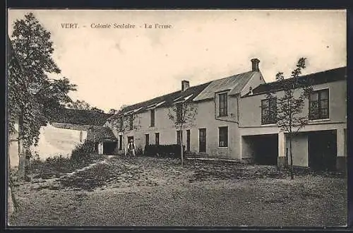 AK Vert, Colonie Scolaire, la Ferme