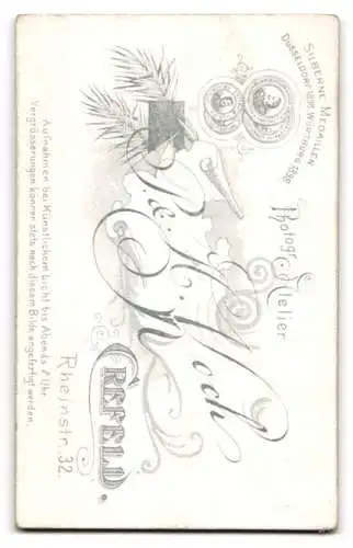 Fotografie P. & H. Koch, Crefeld, Rheinstr. 32, Porträt eines Paares