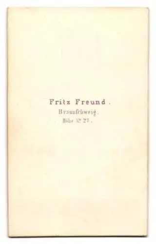 Fotografie Fritz Freund, Braunschweig, Hohe Nr. 27, Porträt einer jungen Frau