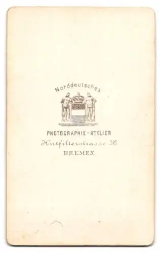 Fotografie Norddeutsches Photographie-Atelier, Bremen, Hutfilterstrasse 38, Porträt eines jungen Mannes