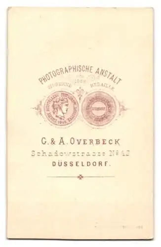 Fotografie G. & A. Overbeck, Düsseldorf, Schadowstrasse 42, Porträt dreier Kinder