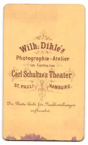 Fotografie Wilh. Dihle, Hamburg-St. Pauli, Porträt einer älteren Dame