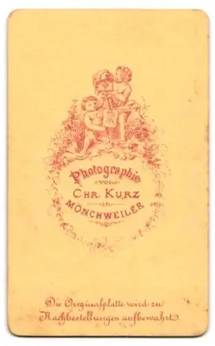 Fotografie Chr. Kurz, Mönchweiler, Familienportrait mit Kind