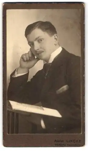 Fotografie F. L. Lincke, Werdau, Plauenschestr., Portrait eines jungen Mannes