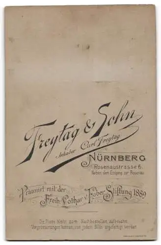 Fotografie Freytag u. Sohn, Nürnberg, Rosenaustrasse 6, Zwei Geschwister in Sonntagskleidung