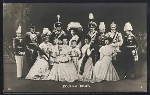 AK Unser Kaiserhaus, Kaiserfamilie in Garde Uniform