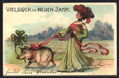 AK Feine Dame mit Schwein an der Leine und Kleeblatt