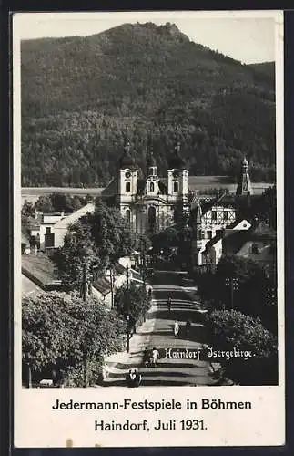 AK Haindorf / Hejnice, Strassenpartie mit Kirchblick