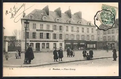 AK Meulan, Place Geney avec passants et bâtiments historiques