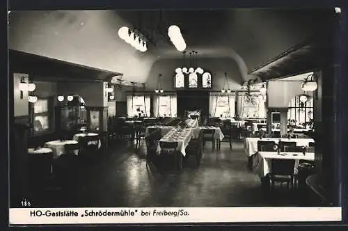 AK Freiberg i. Sa., Inneres der HO-Gaststätte Schrödermühle