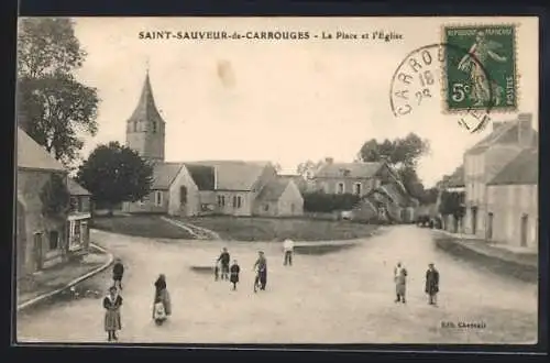 AK Saint-Sauveur-de-Carrouges, La Place et l`Église