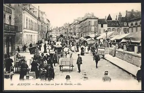 AK Alencon, Rue du Cours un Jour de Marché, Strassenpartie