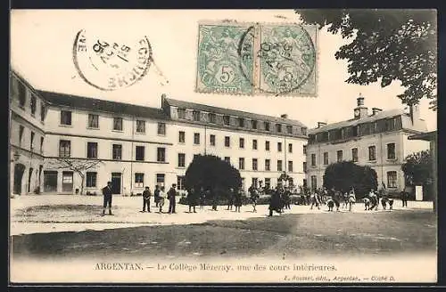 AK Argentan, Le Collège Mézeray, une des cours intérieurs