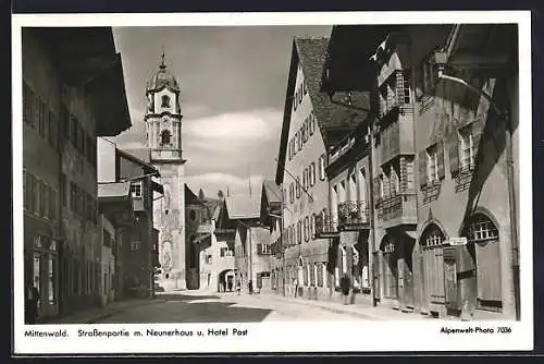 AK Mittenwald, Strassenpartie mit Neunerhaus und Hotel Post