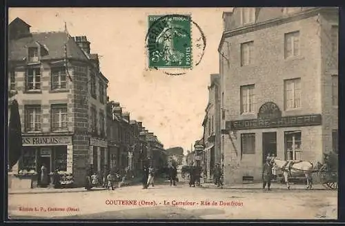 AK Couterne /Orne, Le Carrefour, Rue de Domfront