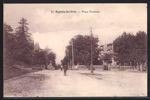 AK Bagnoles-de-l`Orne, Place Centrale